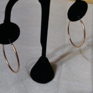 Gold tone hoop earrings pierced NWT textured 3.5cm (sku 186)